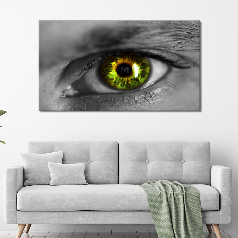 Green eye