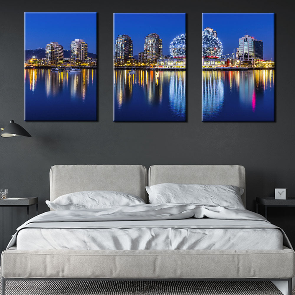 Vancouver sea view of Science World building and skylines