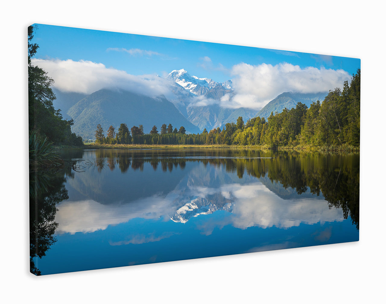 New Zealand, Mirror Lakes