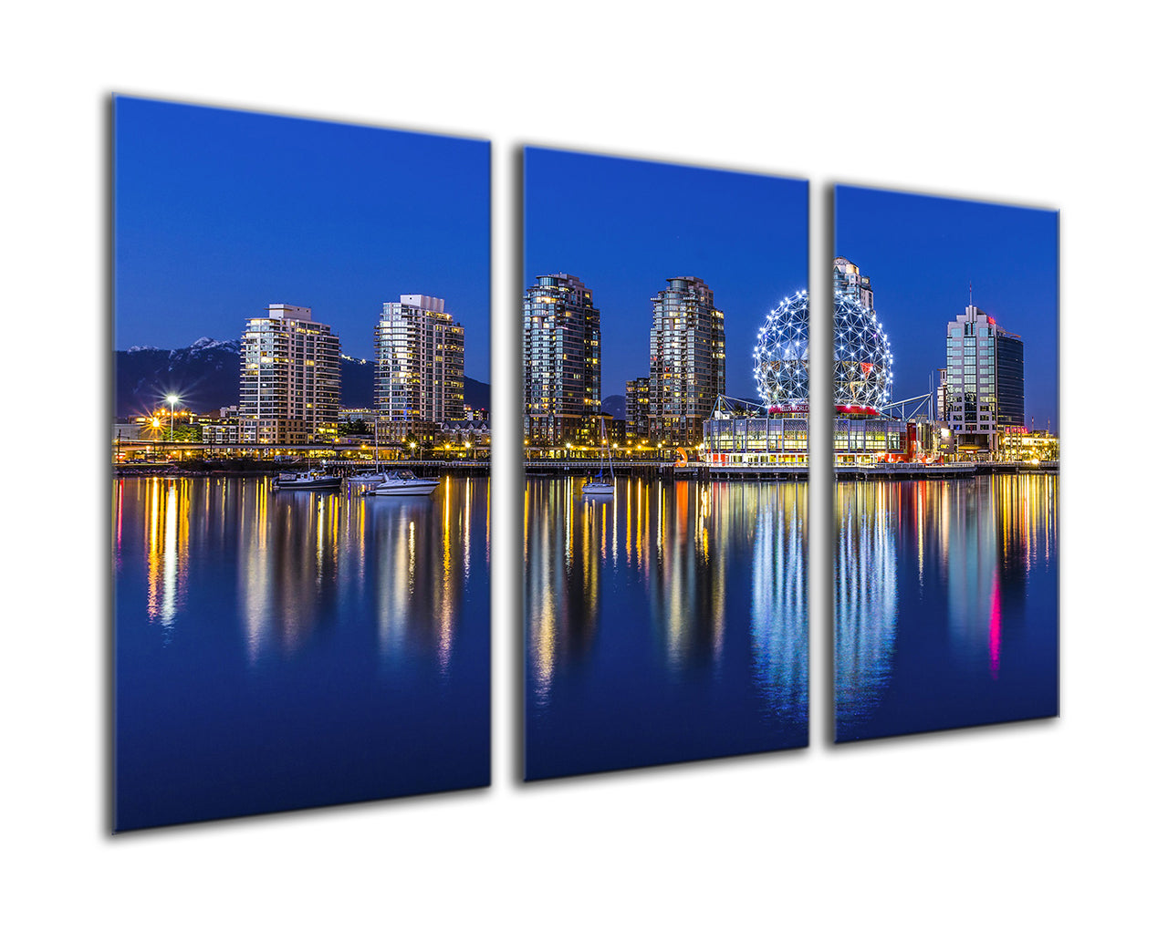 Vancouver sea view of Science World building and skylines