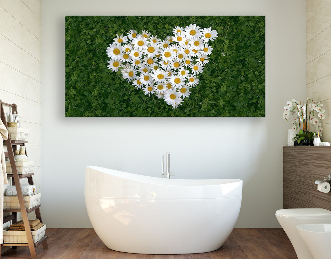 Heart of daisies